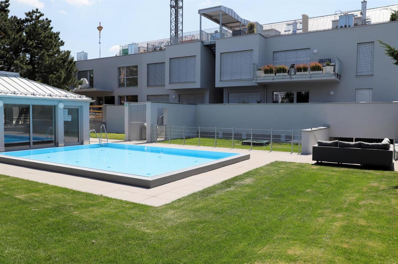 Appartement Rooftop Terrace, Free Garage Parking And Pool!