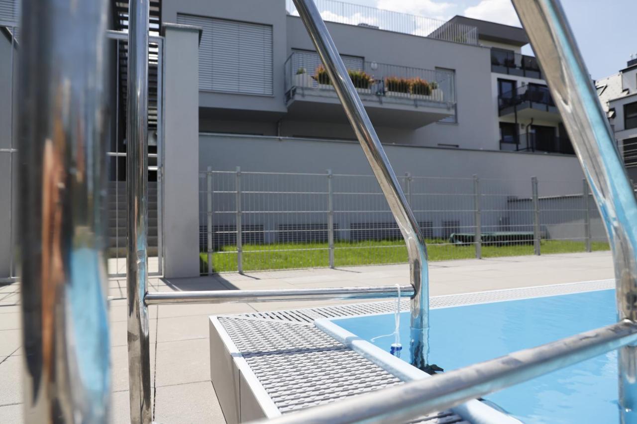 Rooftop Terrace, Free Garage Parking And Pool! Appartement