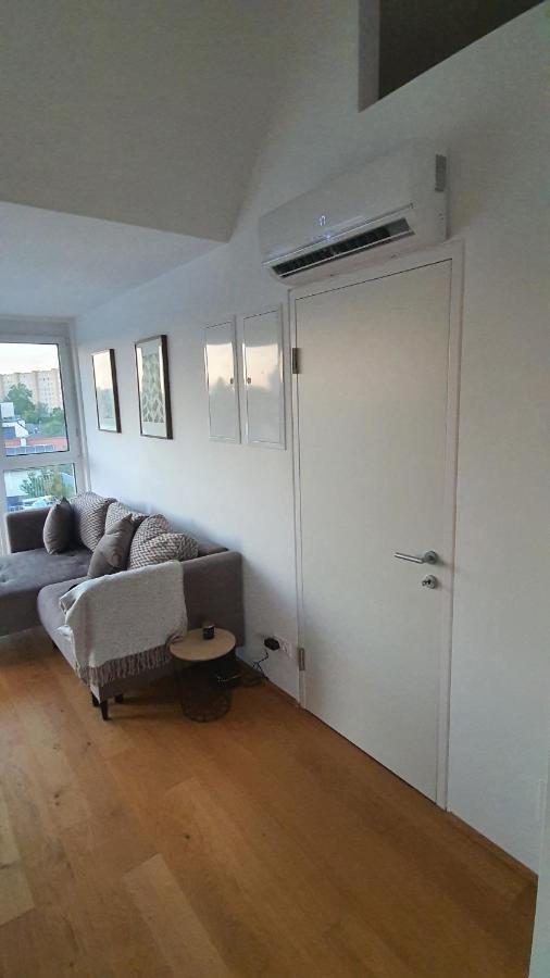 Rooftop Terrace, Free Garage Parking And Pool! Appartement